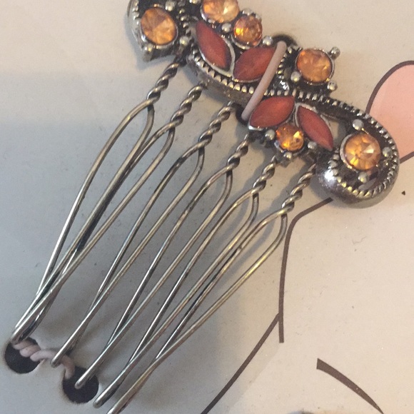 Bundle of hair accessories - Picture 9 of 10